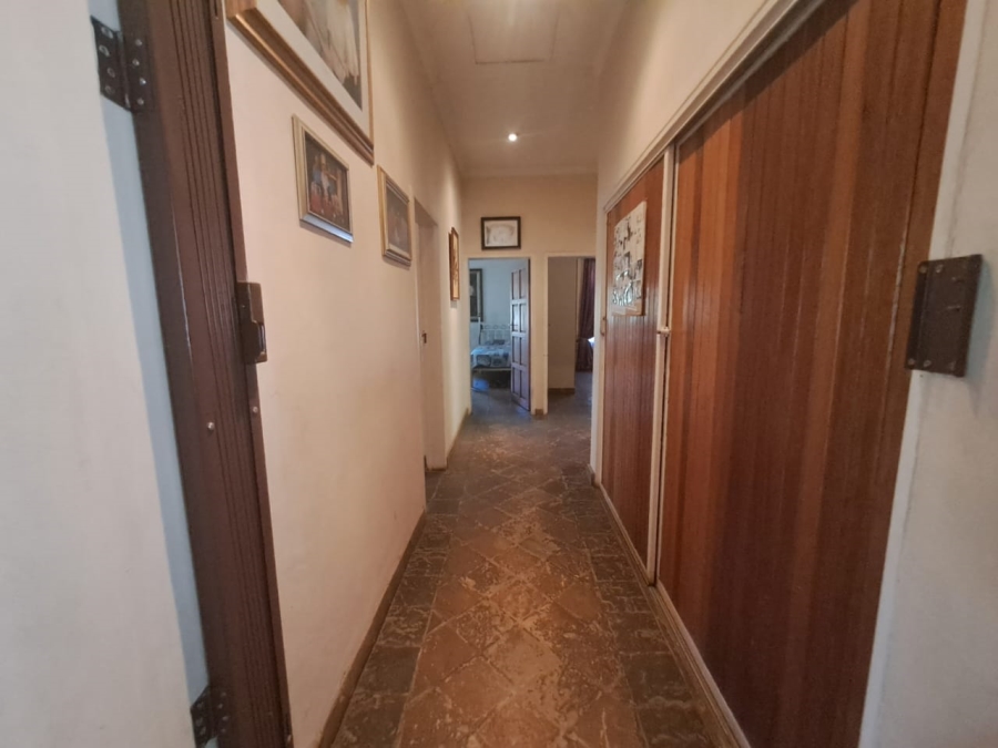 5 Bedroom Property for Sale in Boschfontein A H North West